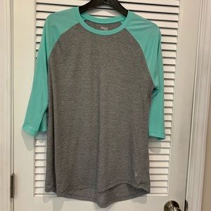 Danskin Tee Shirt size L (12/14) two tone